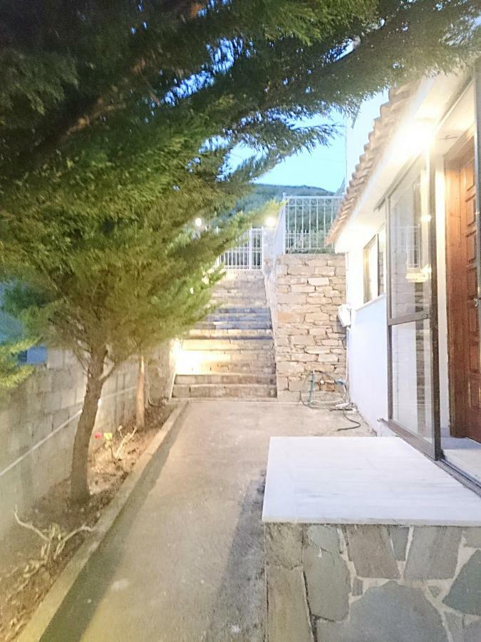 Marmari View Villa ภายนอก รูปภาพ